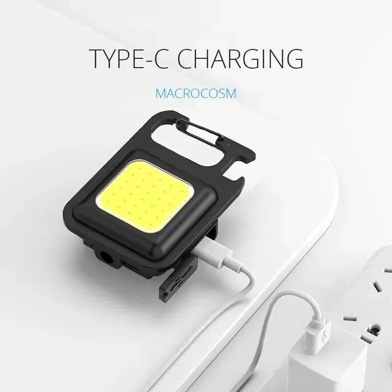 Multifunctional Mini LED Flashlight Keychain - FLUAFF